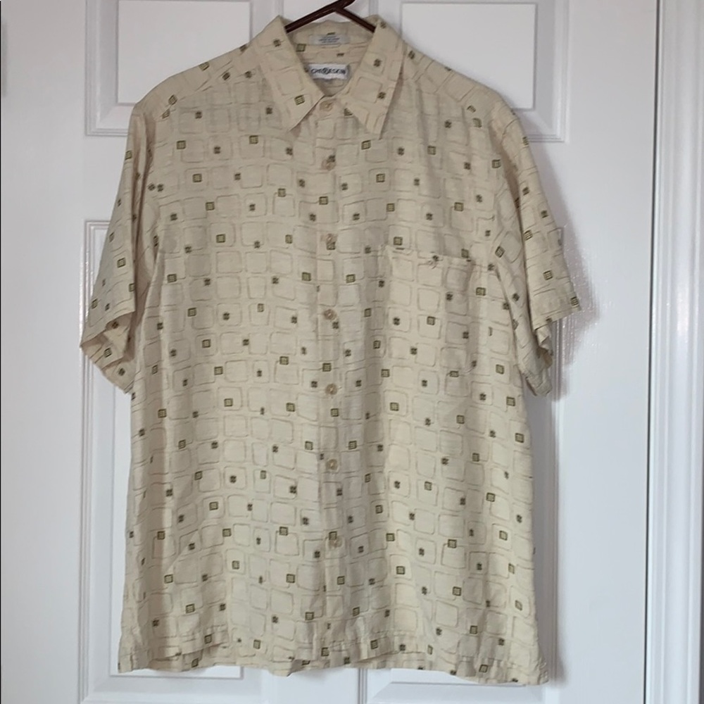 Men’s short-sleeved button-down silk shirt